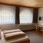 Garni Wallamotta Silvretta Card Premium Betrieb Affittacamere 4*