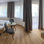 Garni Wallamotta Silvretta Card Premium Betrieb Affittacamere 4*