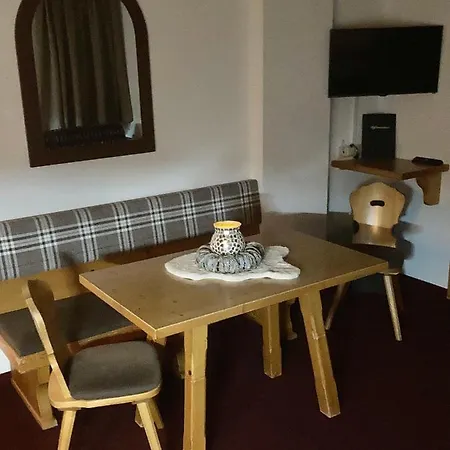Garni Wallamotta Silvretta Card Premium Betrieb Konukevi