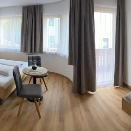 Garni Wallamotta Silvretta Card Premium Betrieb Гостевой дом 4*