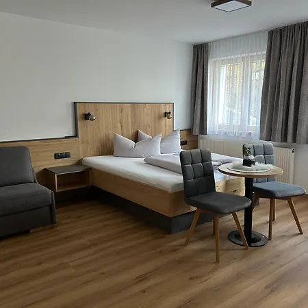 Garni Wallamotta Silvretta Card Premium Betrieb Casa de hóspedes Galtür